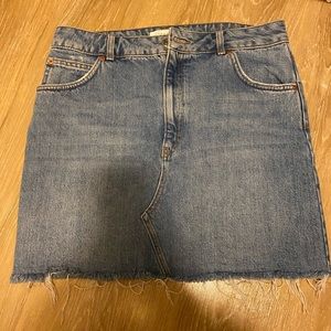 TOPSHOP DENIM SKIRT WOMENS SIZE 10